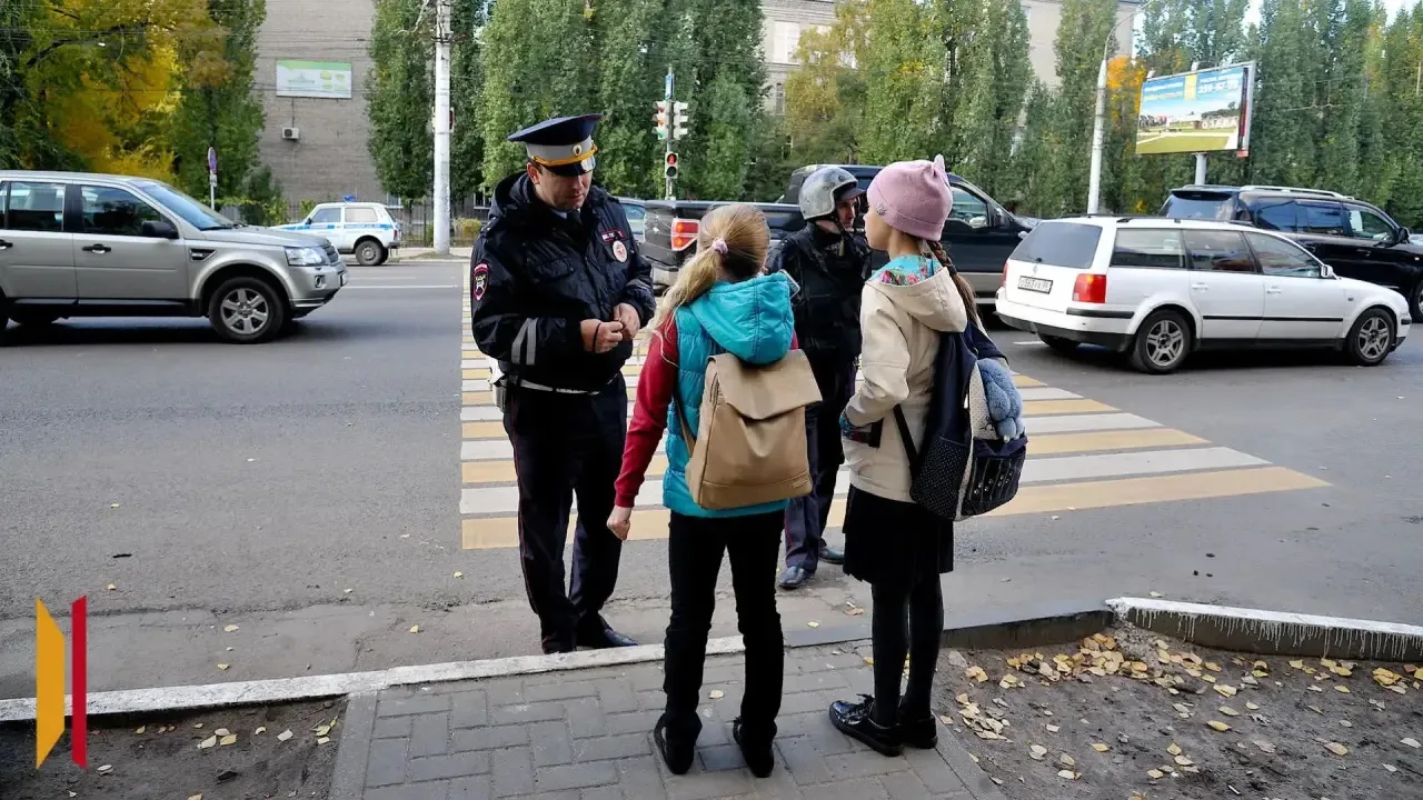 Власти Россошанского района опровергли сообщения об обязательных вечерних патрулях учит...
