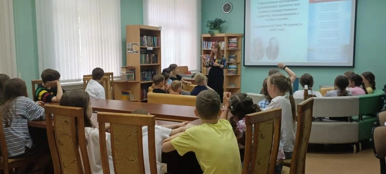 День России в школьном лагере: патриотизм, творчество и единство! В преддверии этого события 11.06. 