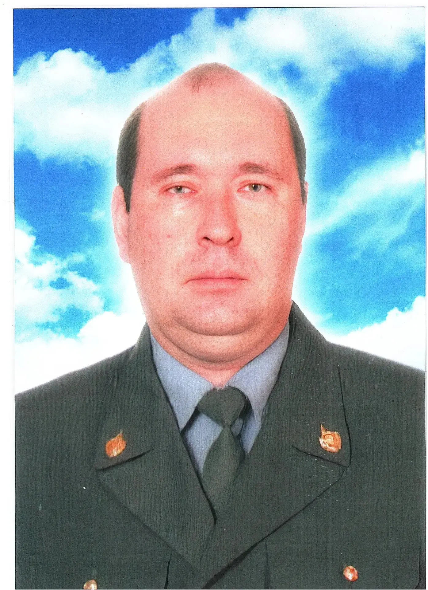 В ходе специальной военной операции погиб наш земляк Олег Павлович ХАРЛАП.

ПРОЩАНИЕ состоится:
27 и