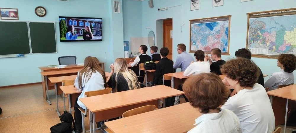 #важно   🔐 Навигатор безопасности: наши ученики учатся ориентироваться в мире угроз!   Сегодня учени