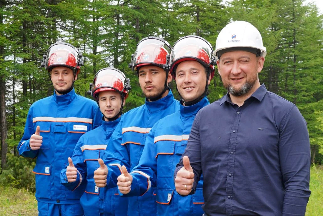Наши коллеги из ЮЭС принимают участие во Вторых корпоративных соревнованиях оперативно‑ремонтного пе