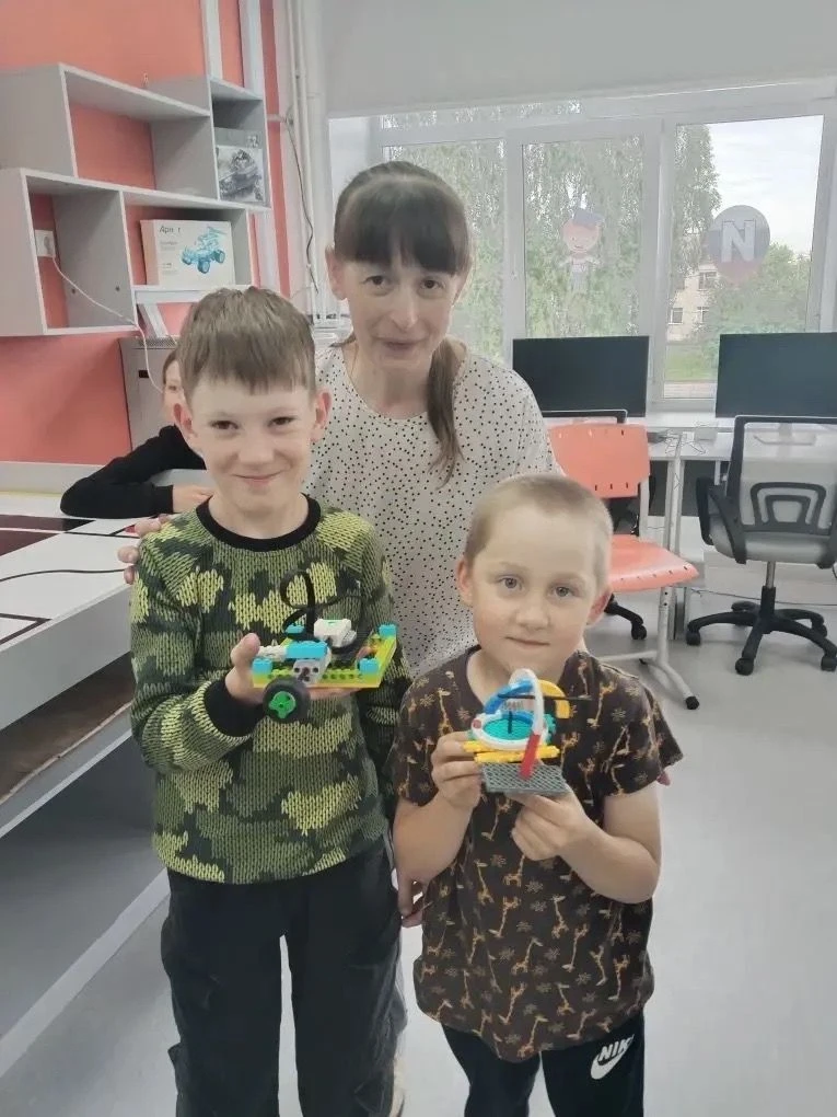 💧Сегодня наши ребята начали изучать удивительные свойства самого главного вещества- во...