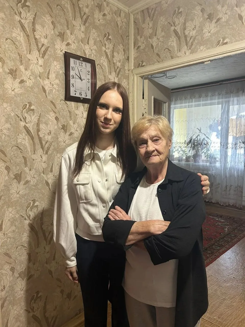 В преддверии Дня учителя, обучающиеся нашей школы поздравили ветеранов педагогического ...