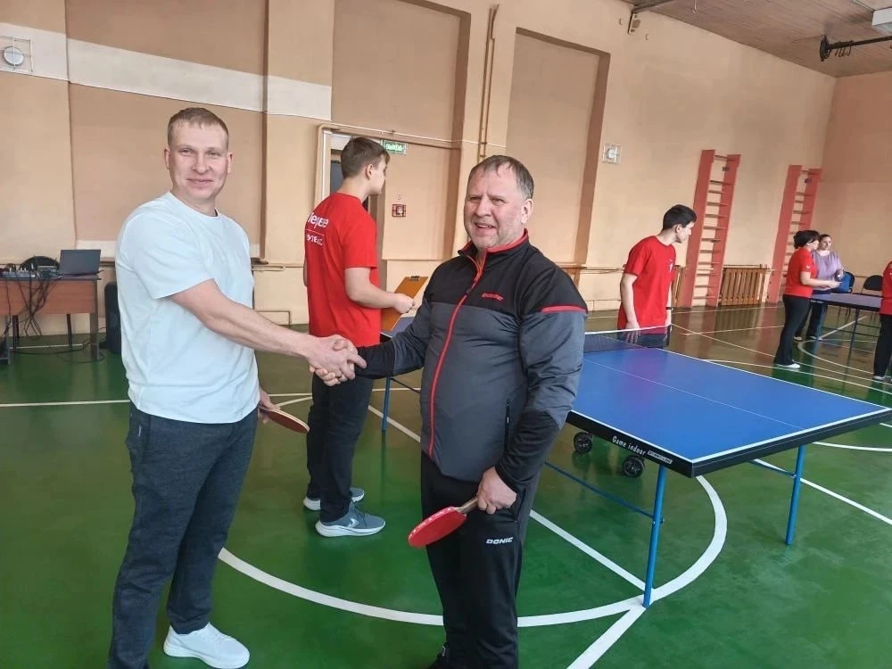 🏆 Нешуточные страсти и родительско-педагогическое единство! 🏓  В Новокузнецке прошел муниципальный э