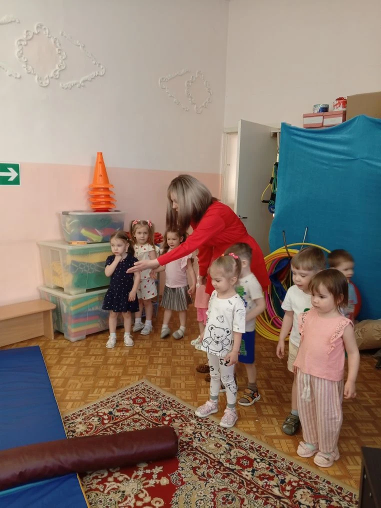 Наши малыши отправились в увлекательное путешествие по развитию речи 🧠, используя метод «провокации