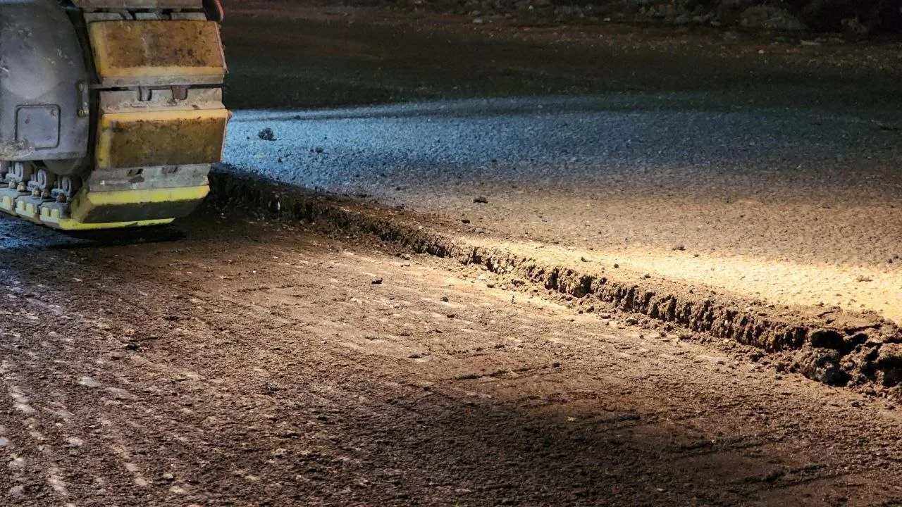 🛣️ Специалисты «Мосавтодора» начали ремонт участка Домодедовского шоссе в городском округе Подольск 
