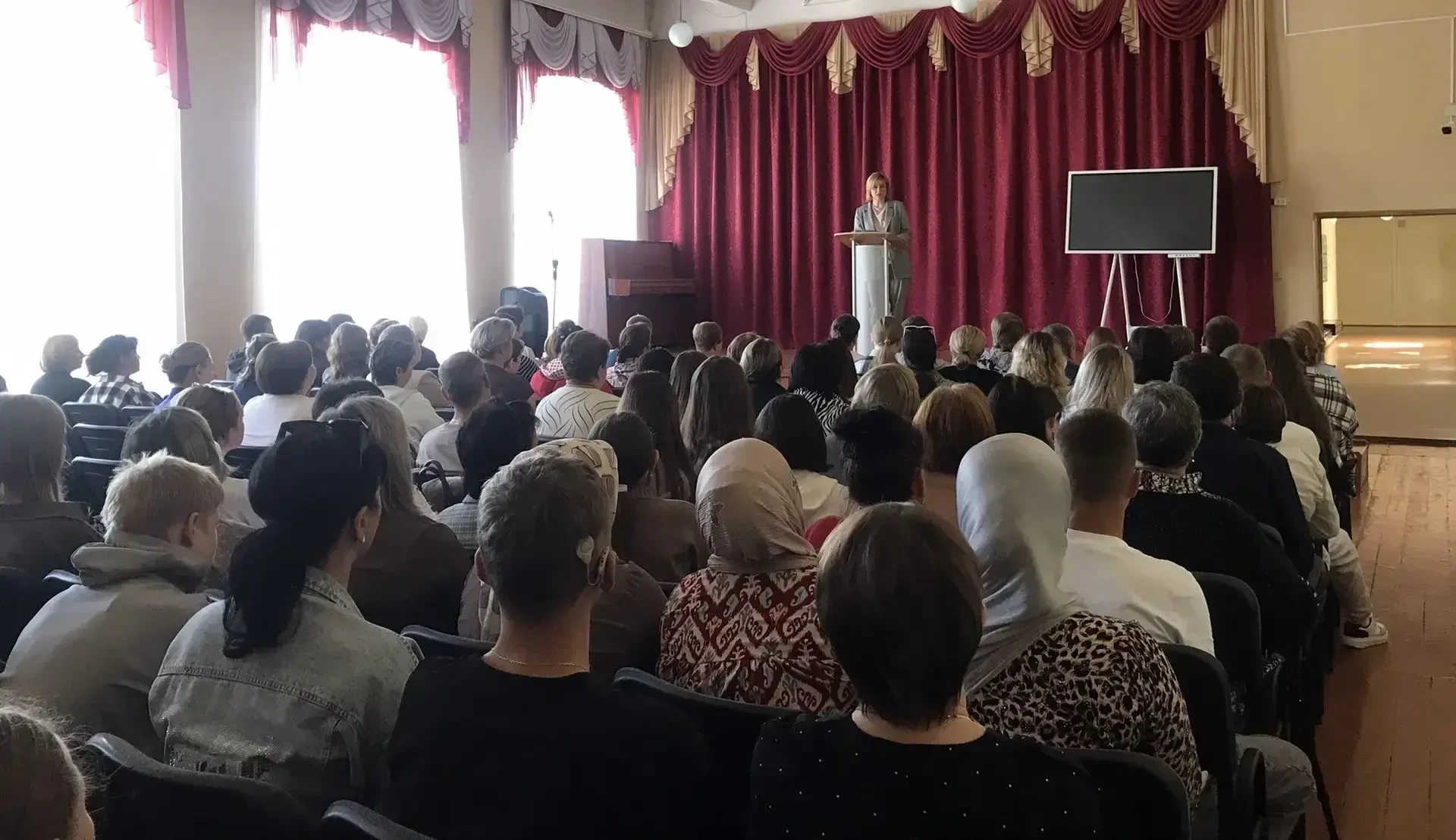 ✨ Важный старт: в ЗППК прошла встреча с родителями первокурсников