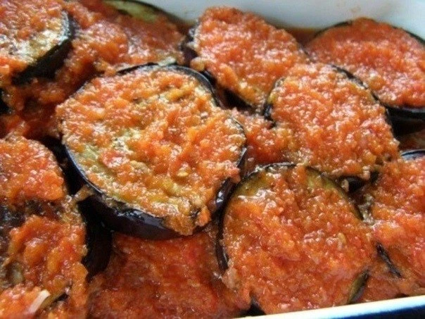 РЕЗАННЫЕ БАКЛАЖАННЫ В ПЕРЕЧНОМ МАРИНАДЕ