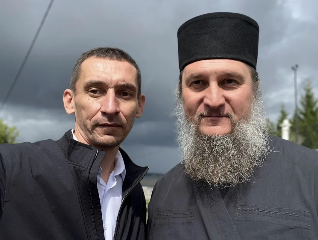 Уважаемый,  Владыка  🙏

Искренне,  благодарю Вас за личное знакомство и благословение, которыми Вы 
