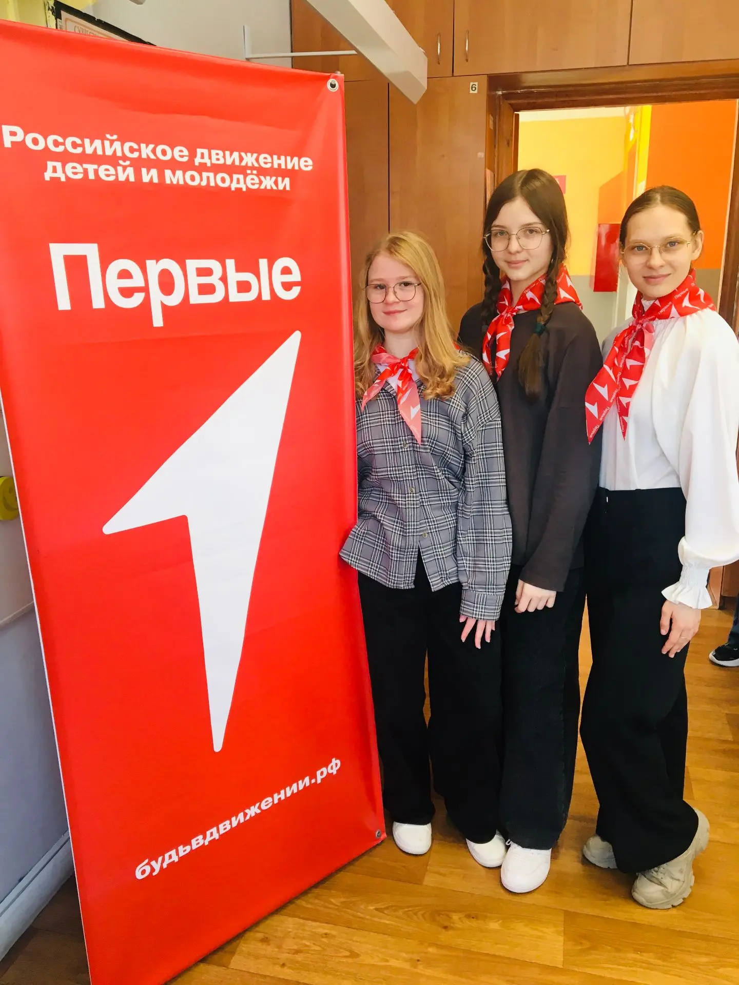 🌟🚆 Полет инженерной фантазии и творчества! 🚆🌟    Сегодня наши активисты из Первичного отделения Движ