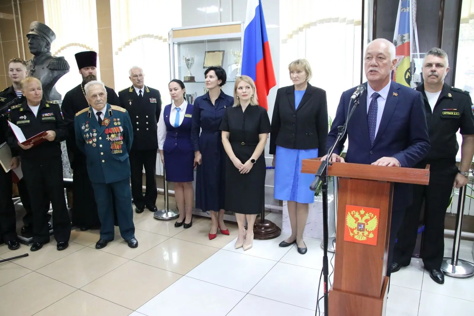 🎓 Депутаты Думы Владивостока поздравили школьников с Днём знаний: 63 тысячи учеников с...