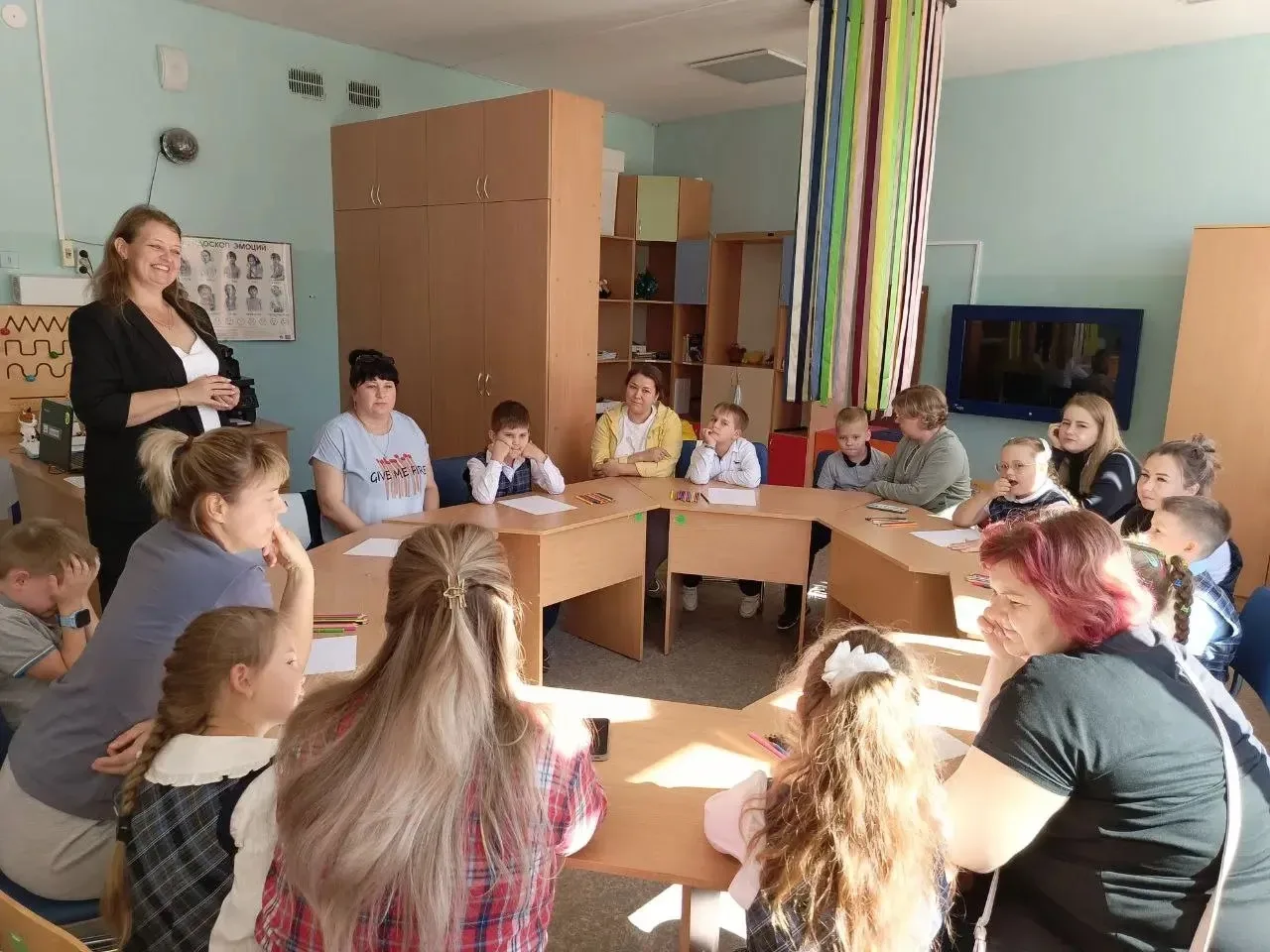 ПЕДАГОГ-ПСИХОЛОГ В ЛИЦАХ: ИЗМАЙЛОВА ТАТЬЯНА НИКОЛАЕВНА   «Быть психологом — значит обладать "професс