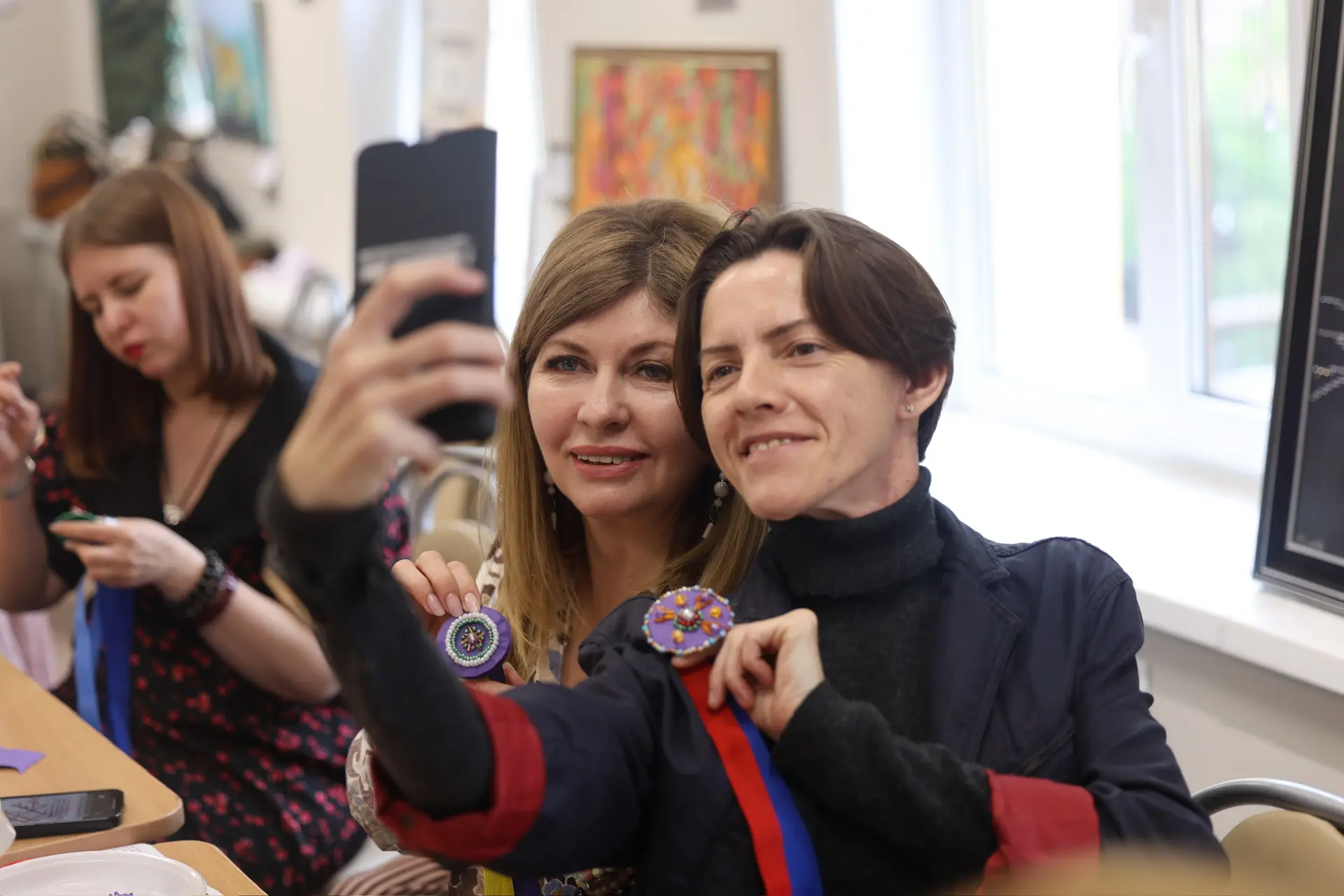 «Копеечка» за Победу: в Приморье прошёл мастер-класс по созданию традиционной закладки для бойцов СВ