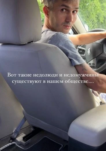 В Воронеже таксист высадил беременную женщину с больной ногой посреди дороги из-за "слишком дешёвой"