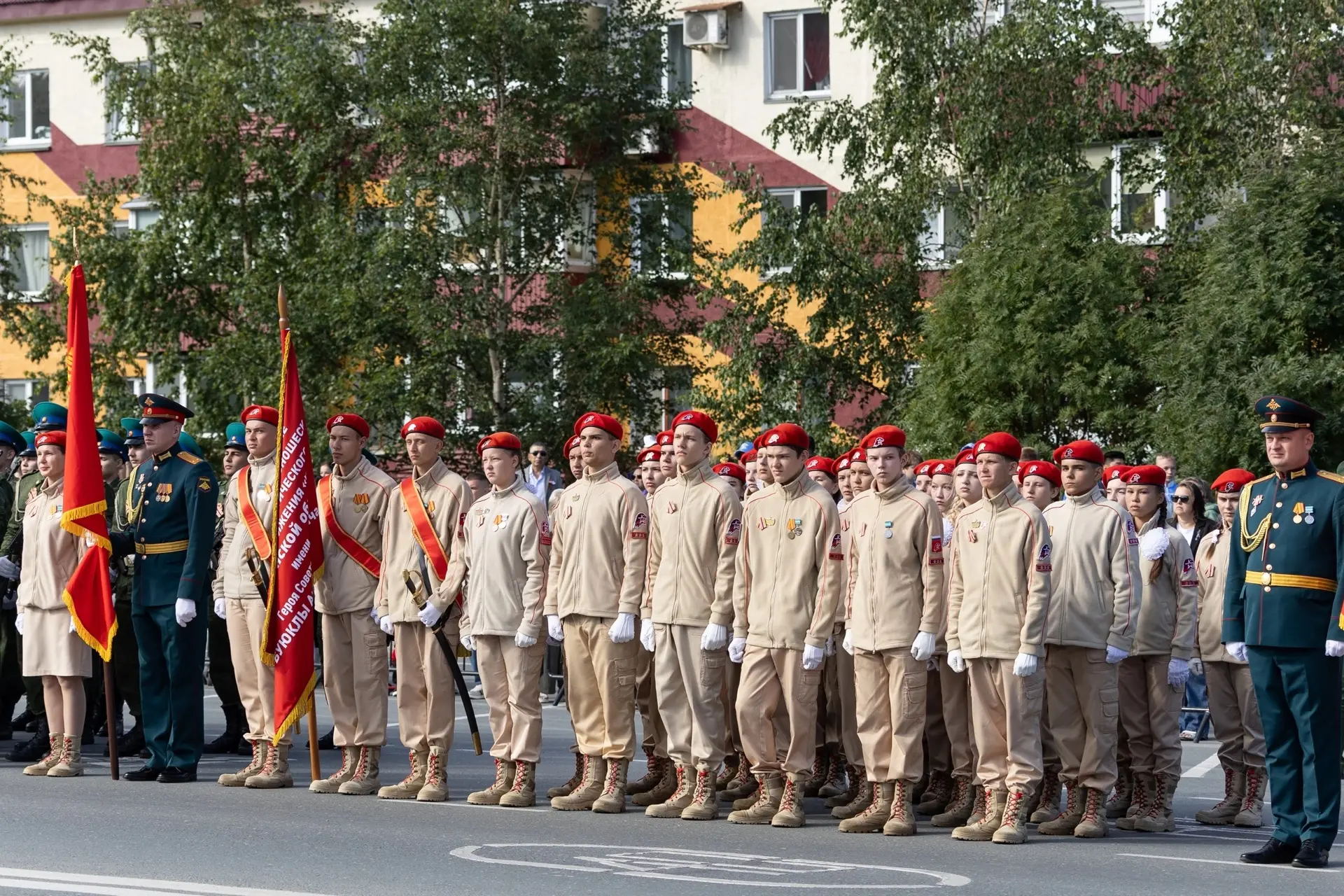 🎖️ Юнармейцы школы № 14 - участники парада в честь 81-й годовщины окончания Второй Мир...