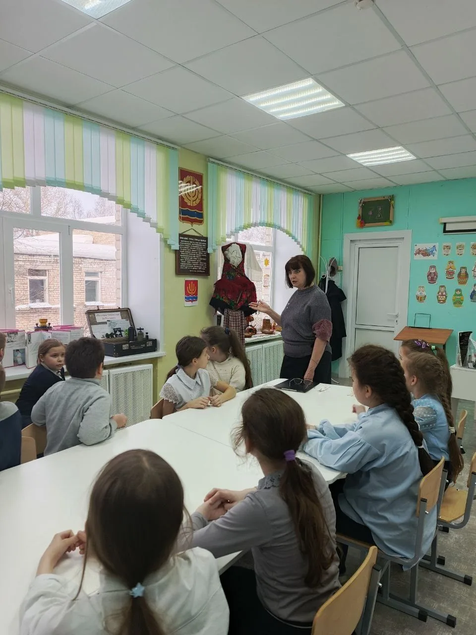 Музейный урок "Широкая масленица!" На масленичной неделе в школьном музее прошла Масленица. Маслениц