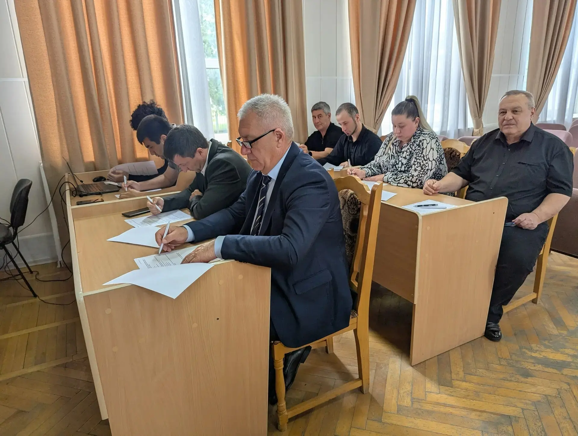 Председатель СНД ,руководитель фракции ВПП «Единая Россия» в СНД А.Меретуков, принял участие во Всер