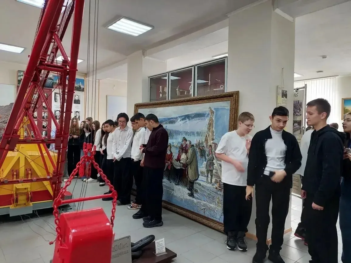⚒️ЭКСКУРСИЯ В ПРОШЛОЕ🛠️  11 марта ученики 7в класса вместе с классным руководителем Шумаевой Ольгой 