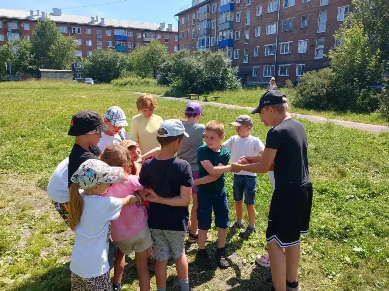 ☀️ ЛЕТА МНОГО НЕ БЫВАЕТ! 
А ВЕСЕЛЬЯ — ТЕМ БОЛЕЕ! 🥳

Сегодня советник по воспитанию Александра Евген