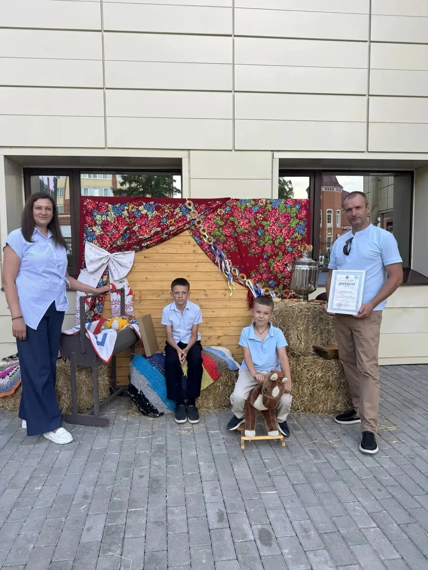🇷🇺"Будущее России воспитывается в семье" 👩‍❤️‍👨

🎉Семьи воспитанников старшей группы - Кубышкин