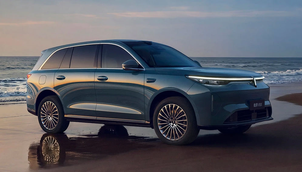Wey расширил линейку: представлен новый кроссовер V8X

Премиальный бренд Wey представил новый кроссо