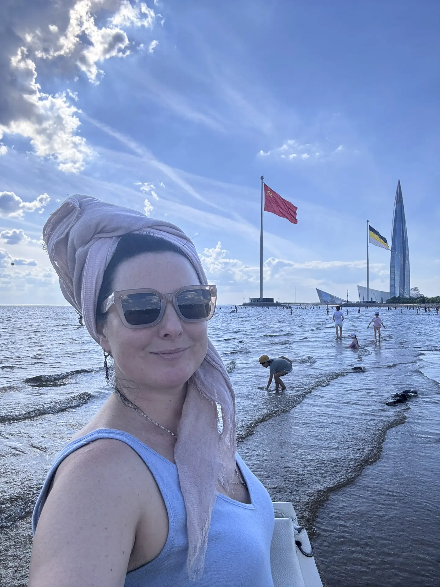 Всем доброго утра!☀️
Совсем забыла поделиться своей поездкой в Питер🤗 на Симпозиум по энергетике пр