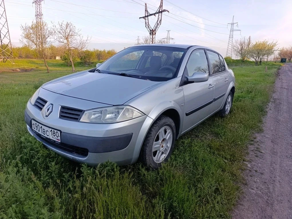 Продам рено Меган 2005 г мотор 1,6 механика. Почти весь в родном окрасе. Технически и в...