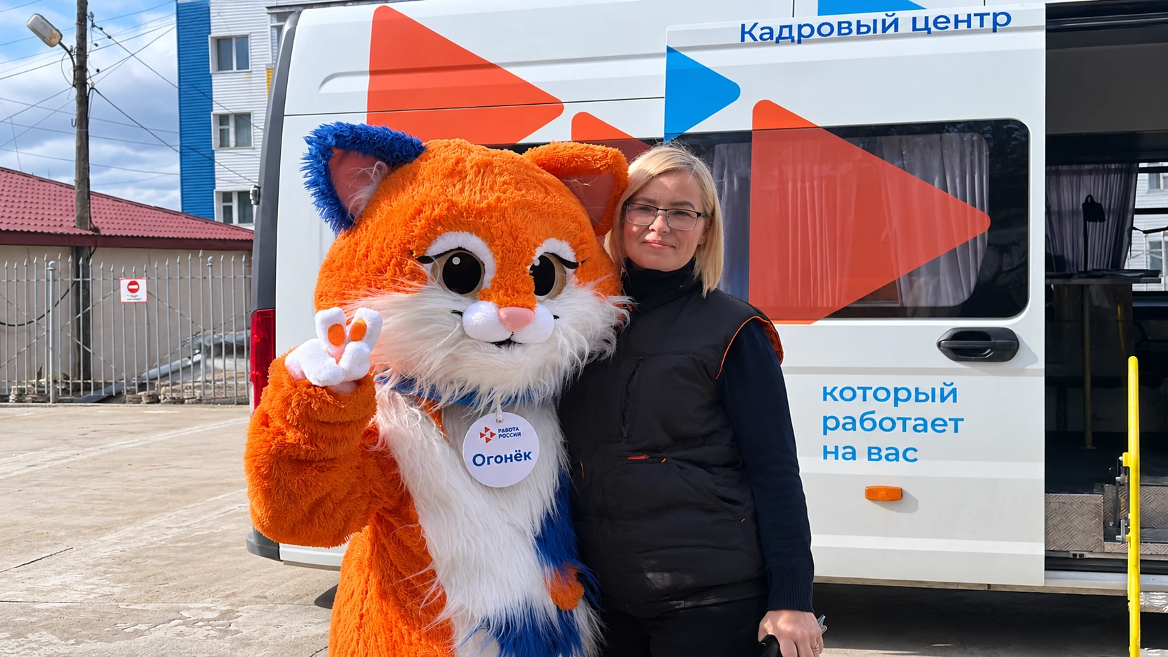 🔥 Кадровый центр начал северный маршрут с Охи: работа, молодежь и кадровые задачи пред...