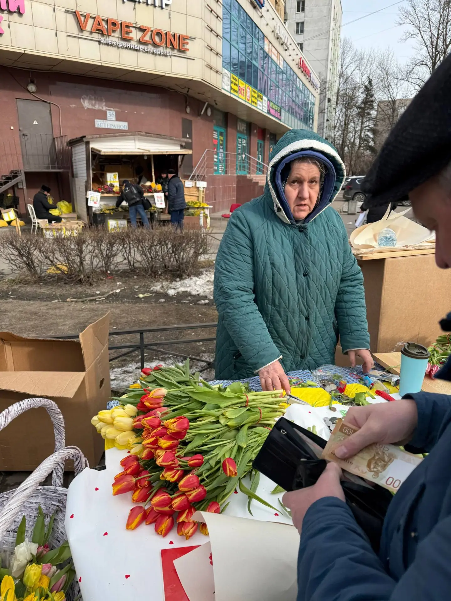 ⚔ Комитет подвел итоги профилактических рейдов по ликвидации несанкционированной торговли цветочной 