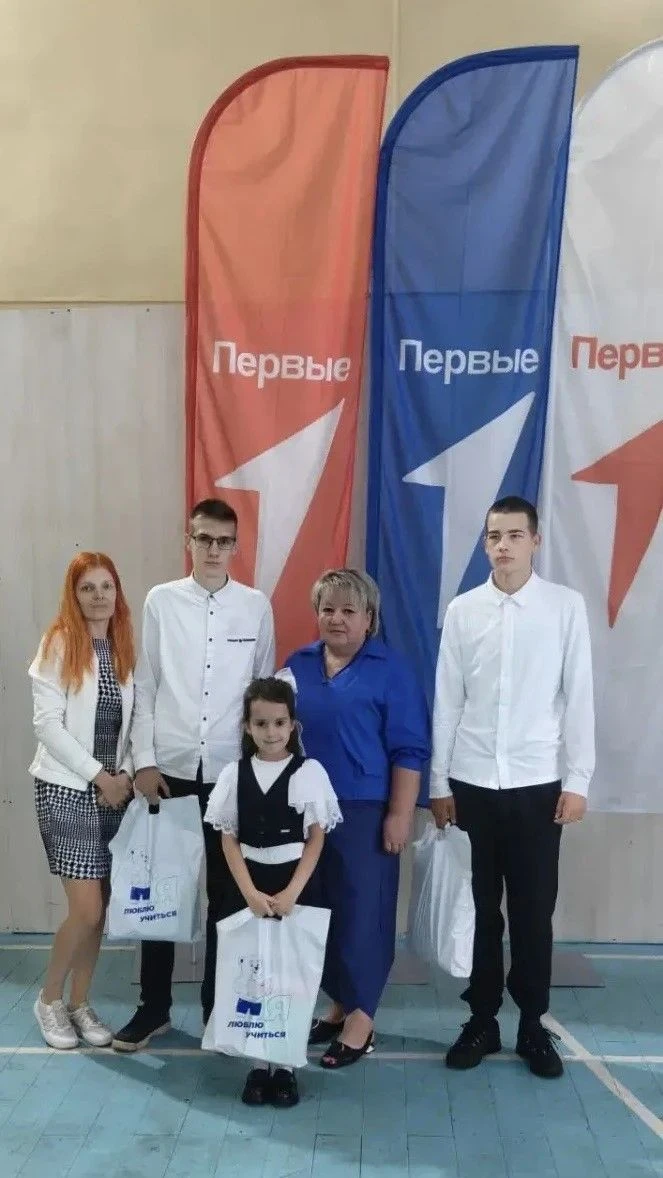 🎒 Смоленский округ присоединился к акции «Собери ребенка в школу»