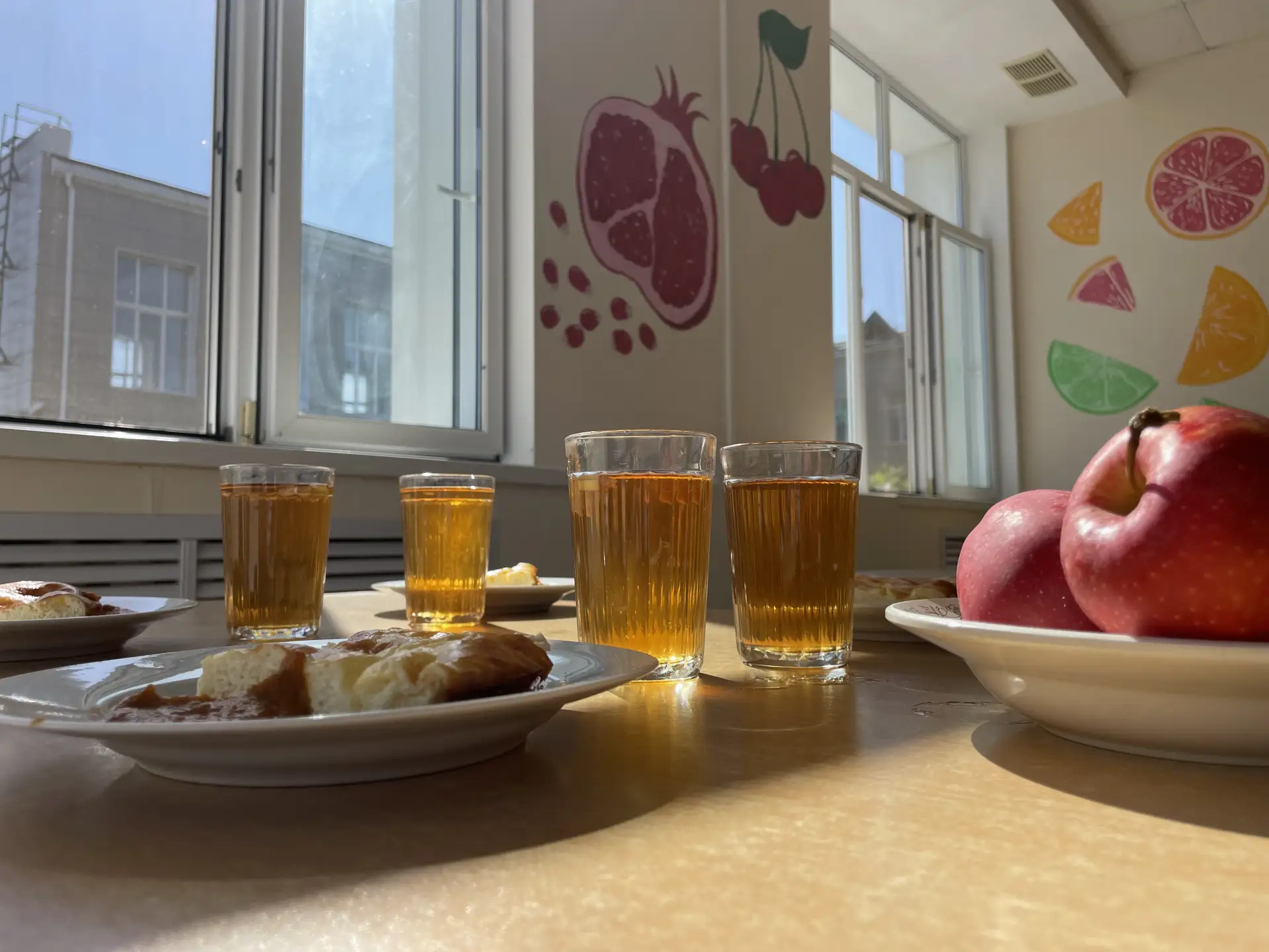 🍲 Бесплатное горячее питание в школьной столовой