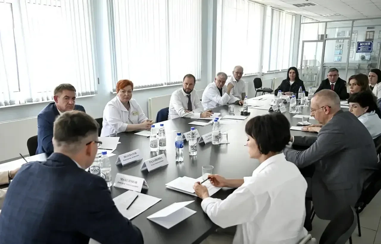 Подарок от Виталия Королева ко Дню медика: что изменится в Тверском здравоохранении

Ко Дню медика Т