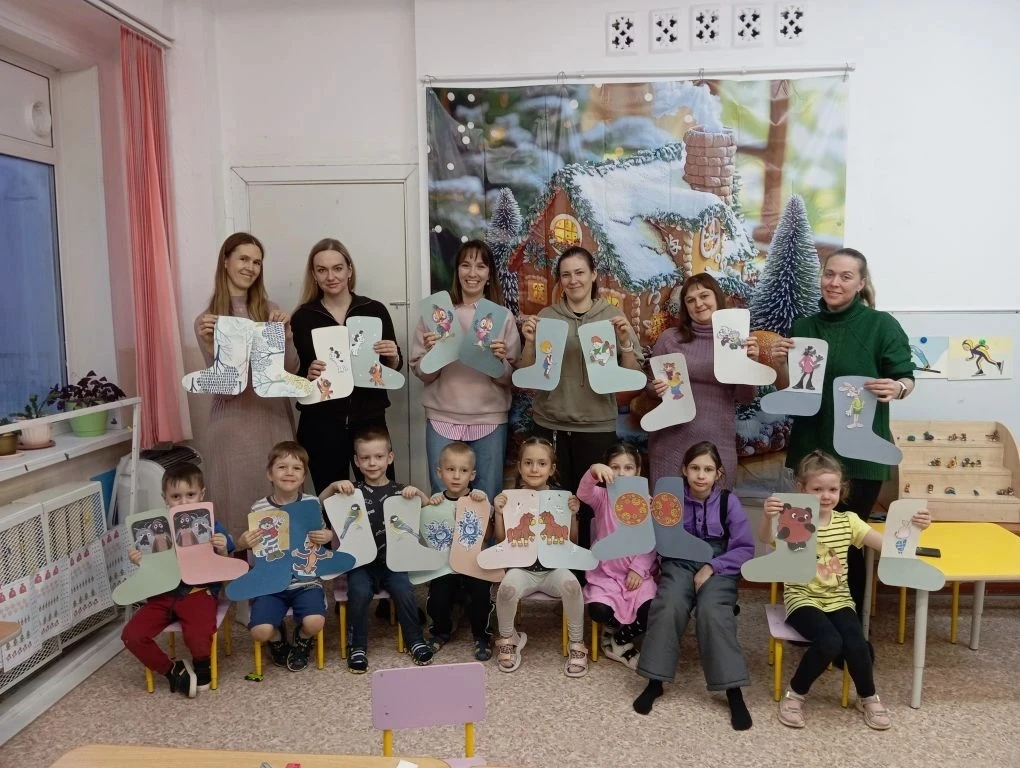 Доброе утро! Старшая Б снова радует творчеством! На очередной традиционной встрече роди...