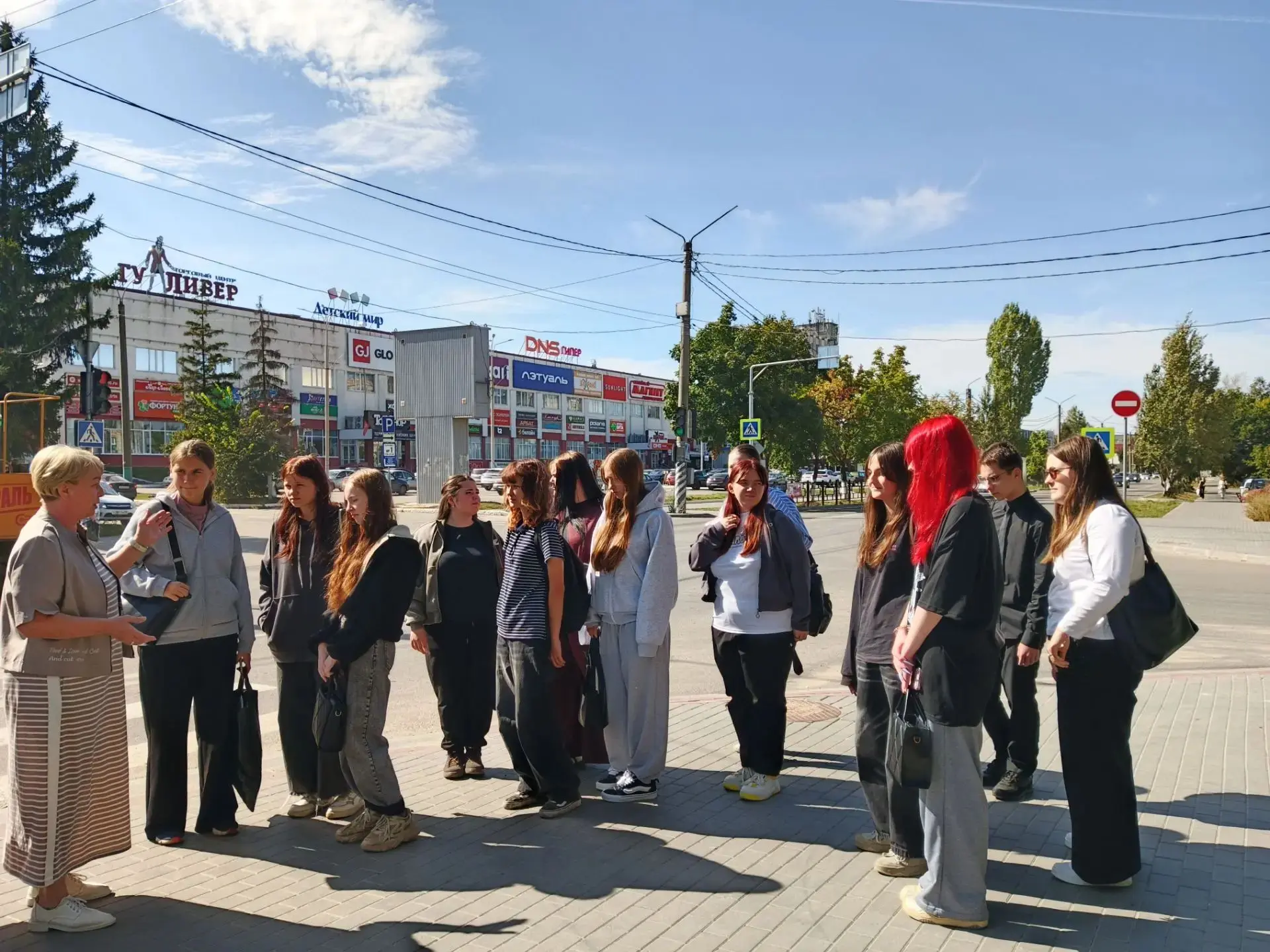 Студенты приняли участие в акции «Безопасный маршрут»
