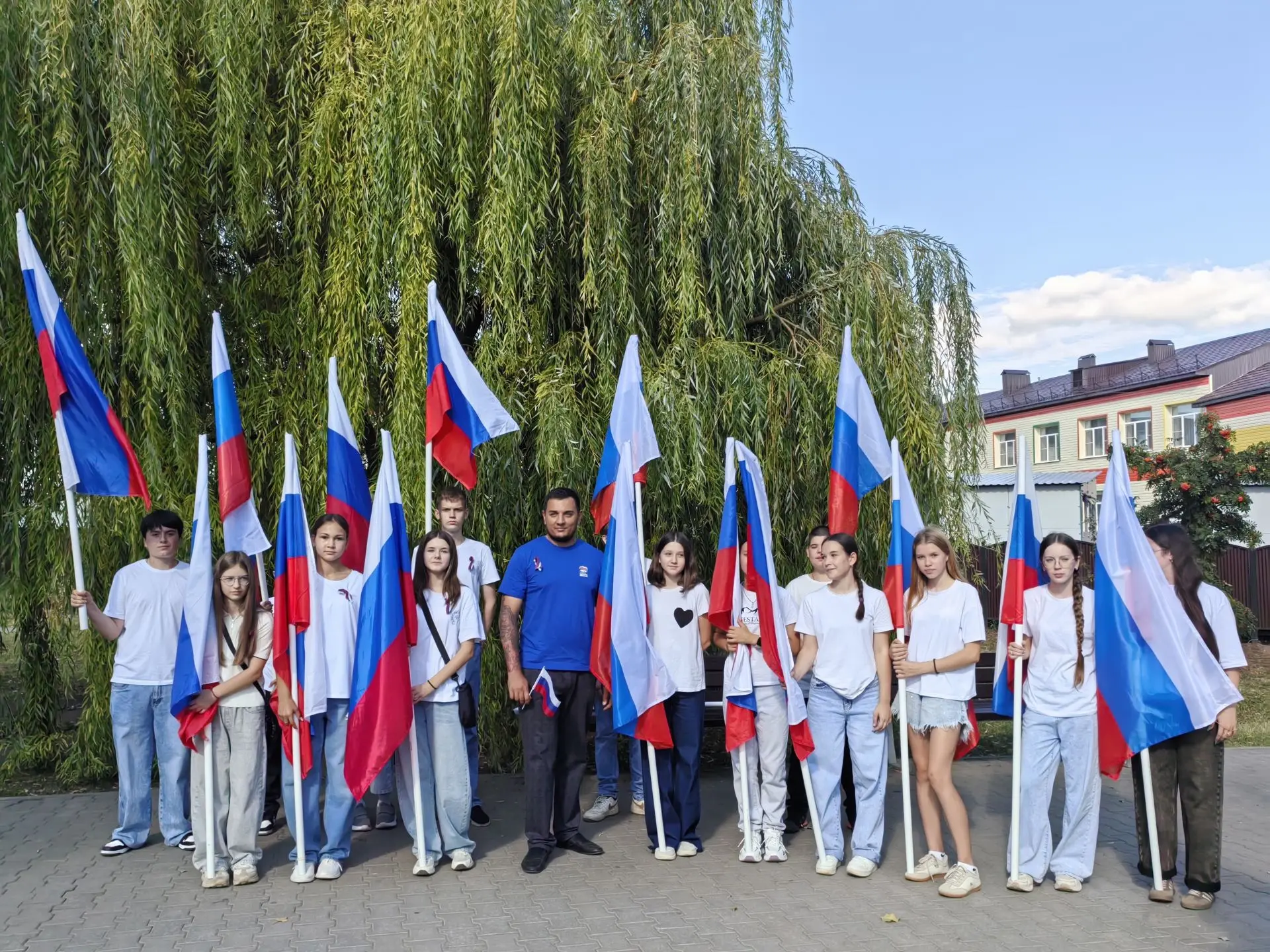🇷🇺 Флаг России - единство народов.