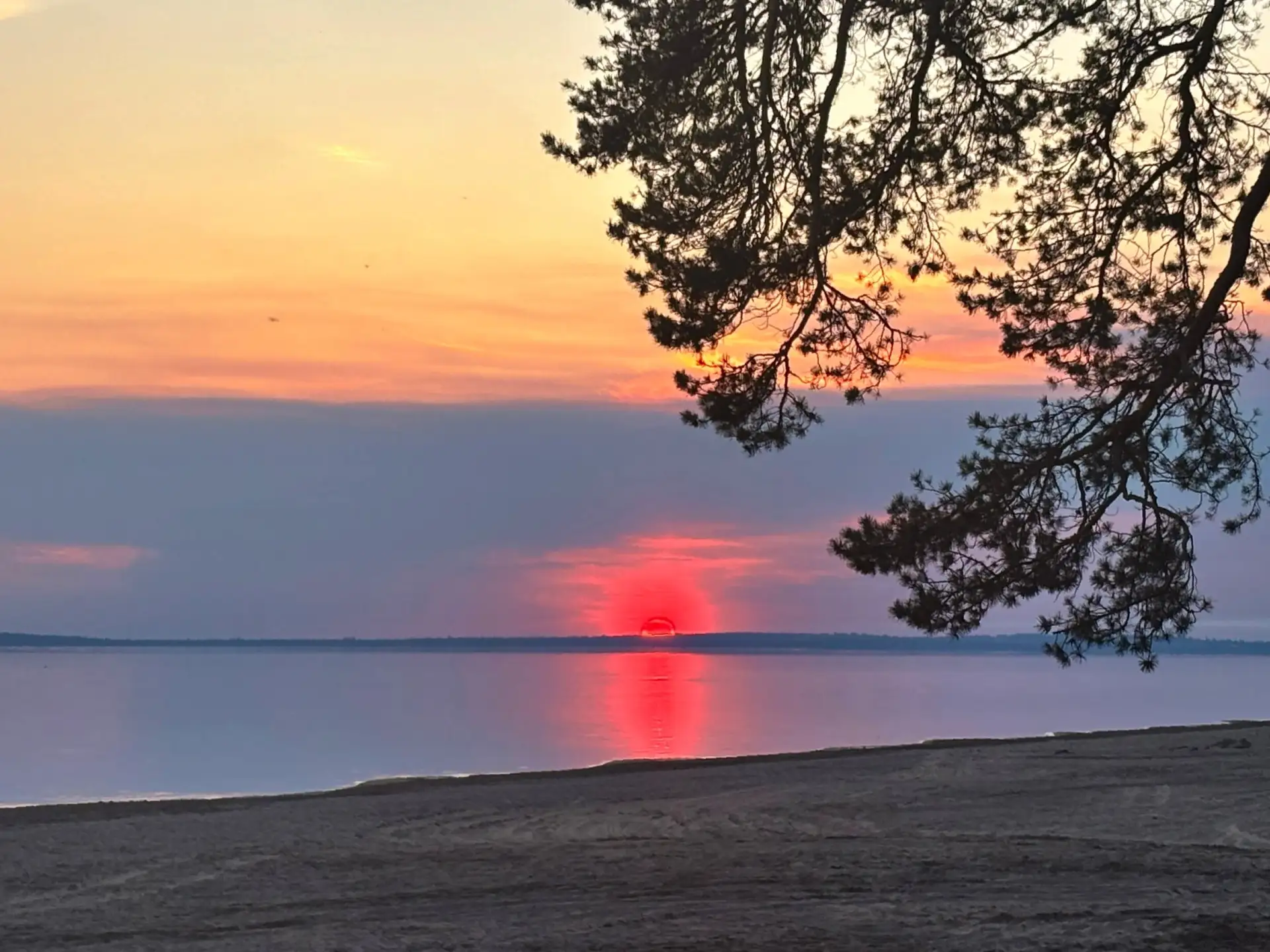 Безумно красивый закат 🌅 на Братском Взморье