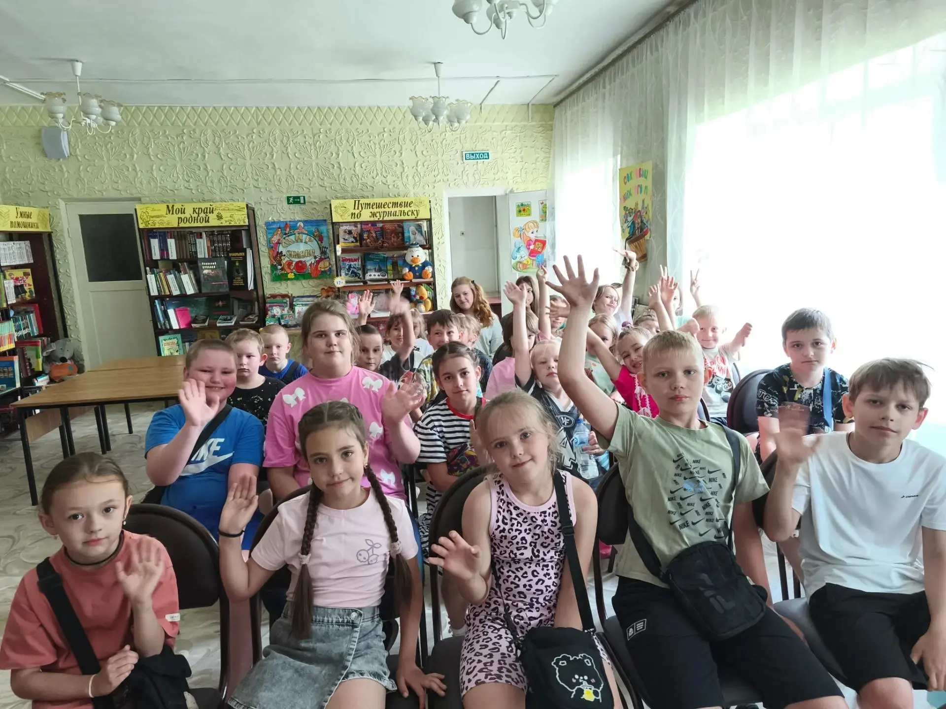 Хвост — это круто! А книги о живой природе — еще круче. Ведь в них спрятаны ответы на самые хитрые «