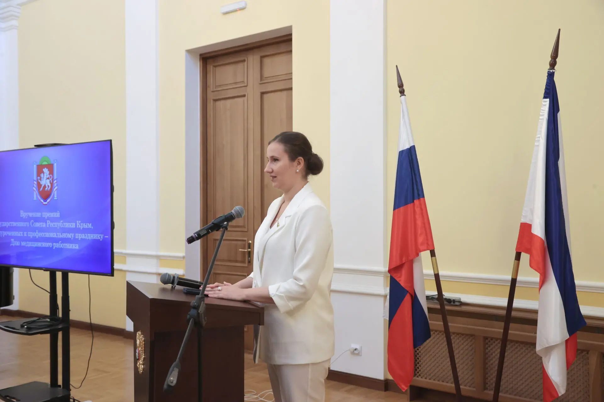 👏В Симферополе состоялась торжественная церемония награждения крымских медиков государ...