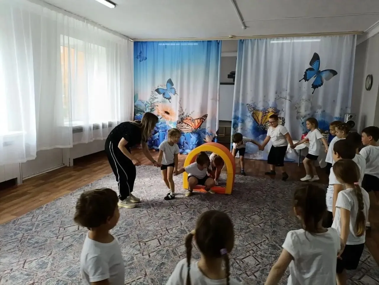 ️⭐В спортивно-оздоровительной группе проведены подвижные игры.
