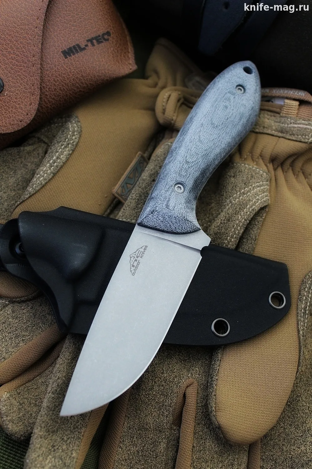 Туристический нож Crony AUS-10 Kydex 
N.C.Custom 
Марка стали: AUS-10 
Общая длина: 200 мм 
Длина кл
