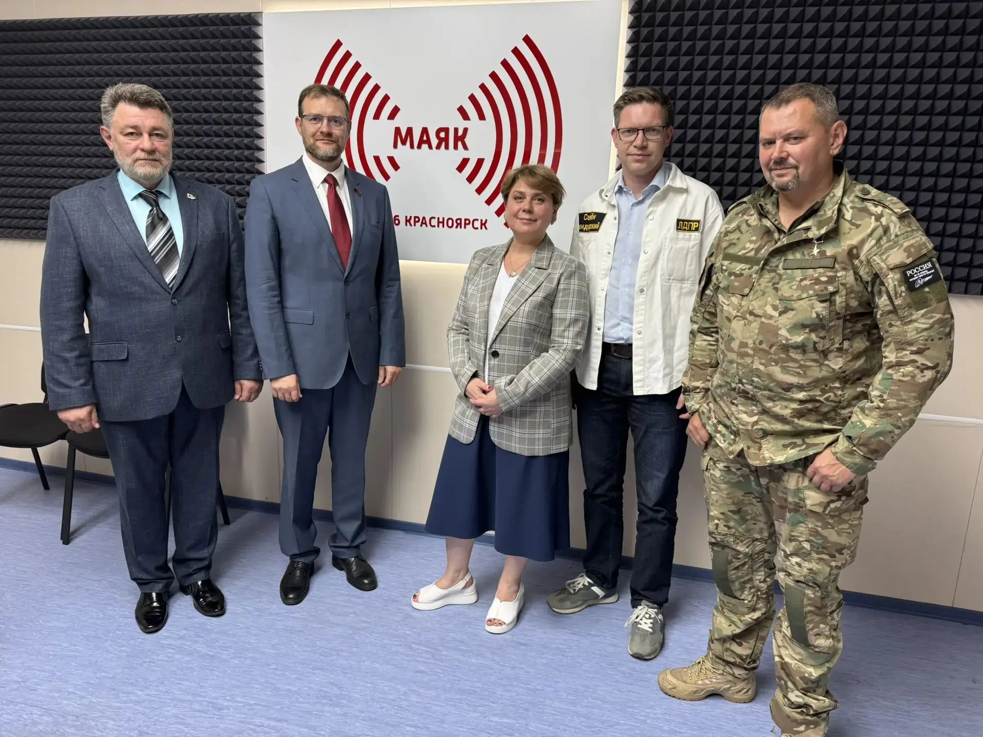 Стартовали предвыборные дебаты