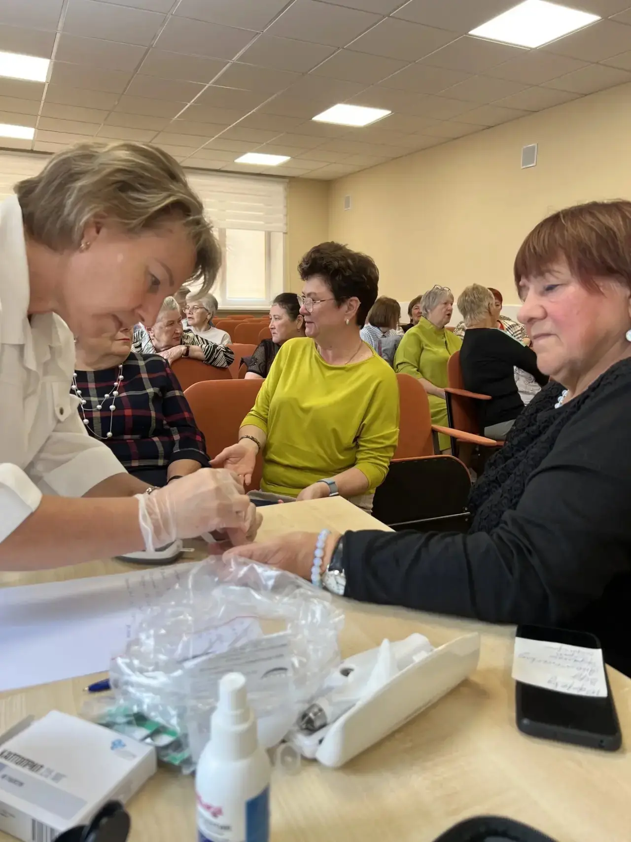 Сегодня сотрудники Сарапульской районной больницы провели выездную акцию в рамках засед...