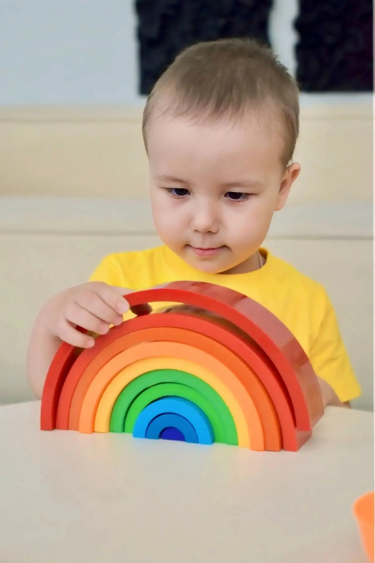 🌈 «Чудеса на радуге» – наш самый яркий летний курс для малышей 1-3 лет!

Каждое занятие проходит в 