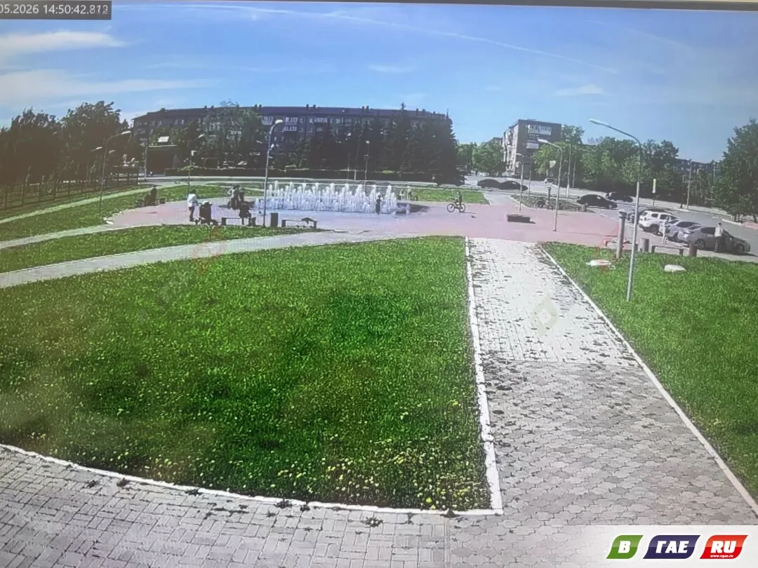 В парке ищут велосипедиста, который сбил ребёнка и уехал.  Инцидент произошёл 15 мая возле светомузы