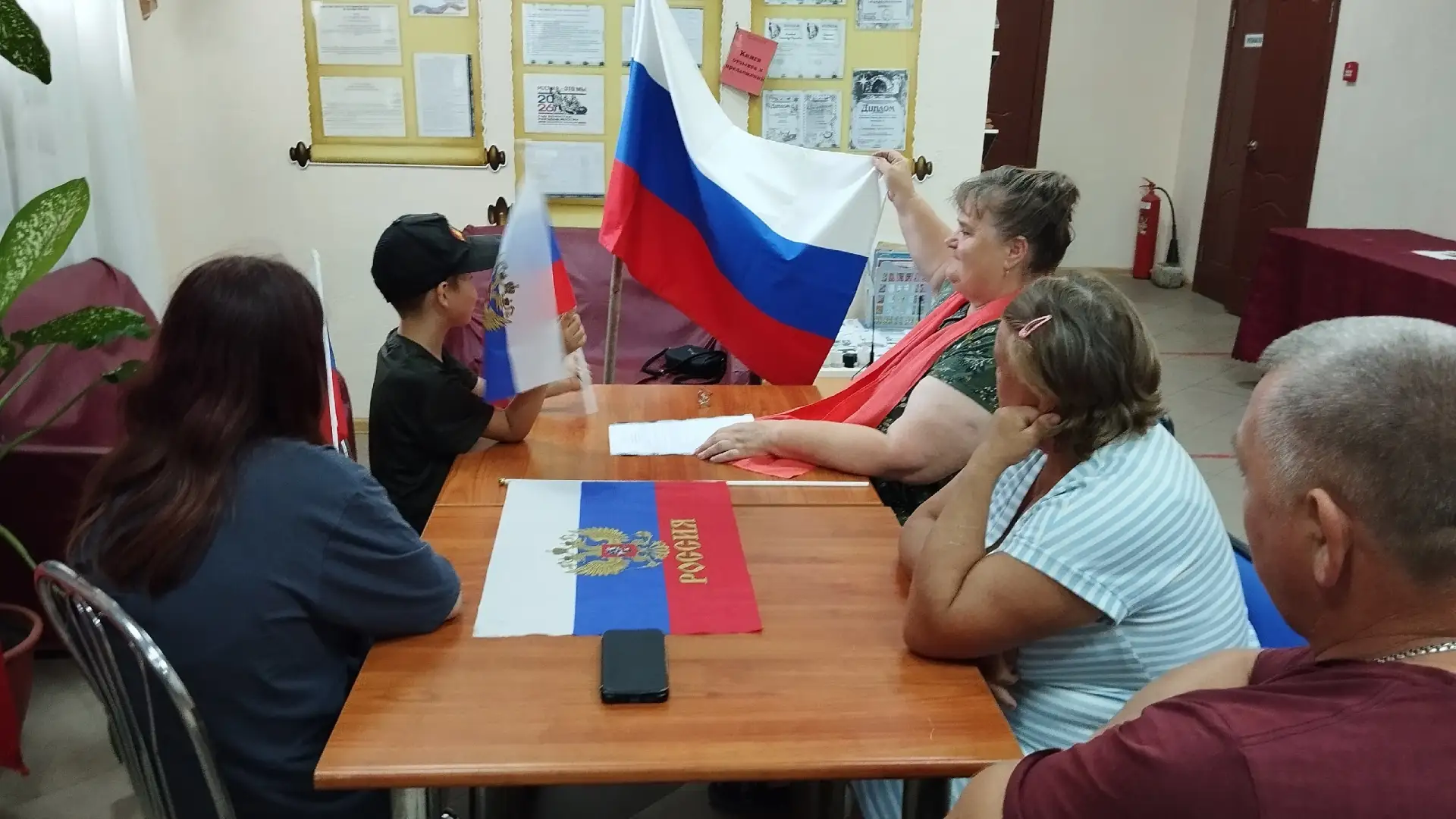 В честь Дня Государственного флага Российской Федерации в учреждениях культуры округа п...