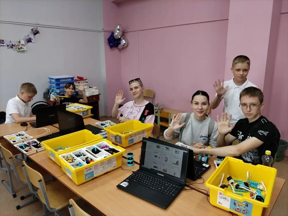 «Челябинская область — большая семья» 🥰Мастер-классы💪     Команда "Шпунтики" учащихся Кизильской ш