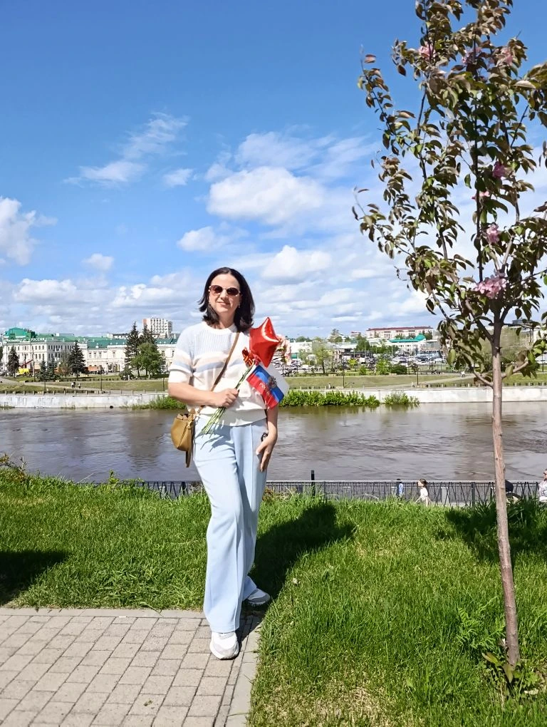 Дорогие наши путешественники! Поздравляю вас с 9 Мая!🎗️🕊️

Этот праздник напоминает нам о важности
