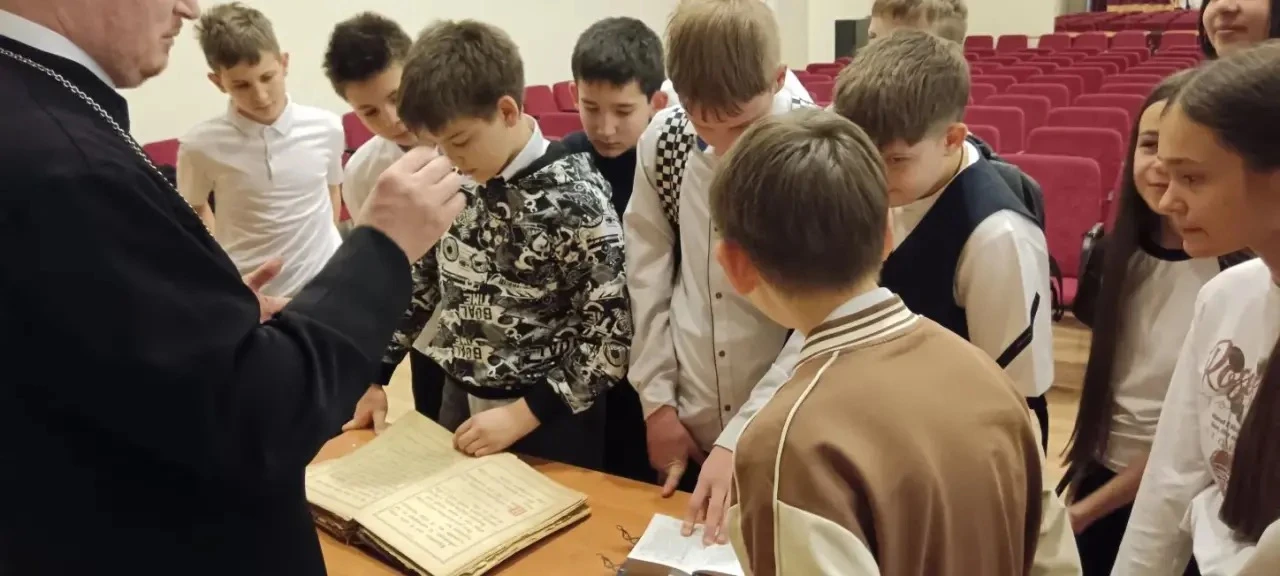 📚 Урок духовности и безопасности в 7-х классах  На этой неделе в нашей школе состоялась важная и поз
