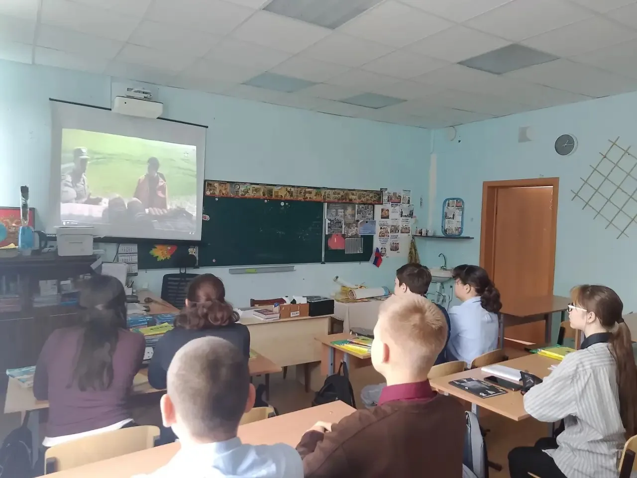 Сегодня в МКОУ «Куяшская СОШ» прошел показ документального фильма «Шумшу. Последний бой...