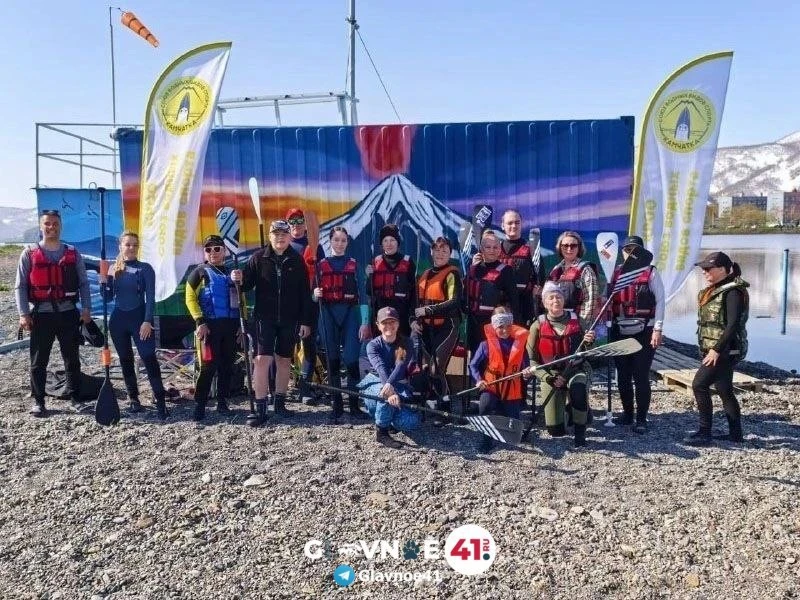 ⚡️ На озере Зеркальном прошло первое занятие по сапбордингу

В Вилючинске состоялась первая практиче